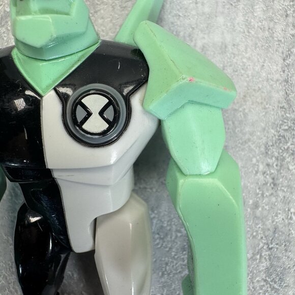 BEN 10 Upgrade + Diamondhead Action Figure 4" 2006 Cartoon Network Bandai Figure - Picture 3 of 6